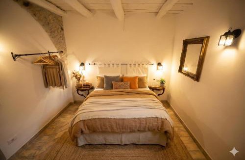 Canale Monterano Villa | Villa Esclusiva 7 Camere con Piscina 40min da Roma
