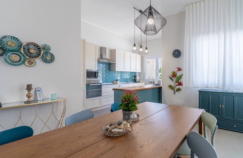 Avola Villa | Villa 'Falaride' with Private Pool, Wi-Fi, and Air Conditioning