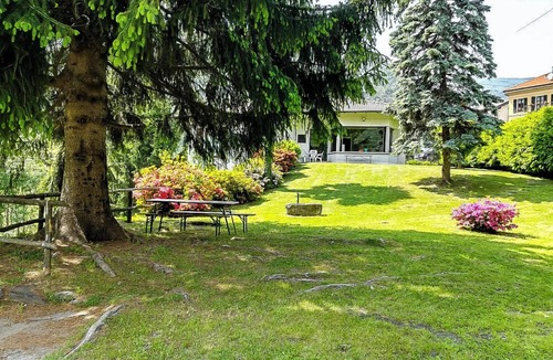 Cannobio House | Villa Giuliana by Lago Reisen