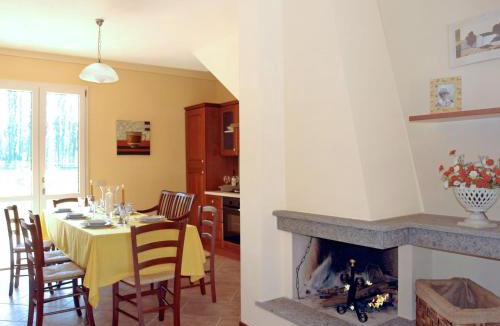Palaia Villa | Villa Il Cipresso by Interhome