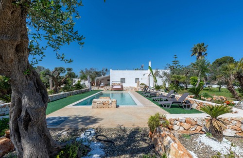 San Vito dei Normanni Villa | Villa "Il Canto Della Cicala" with Private Terrace, Garden, Pool, and Air Conditioning