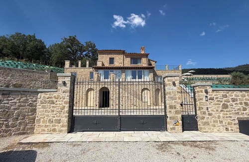 Cortona Villa | Villa in Cortona with 4 bedrooms sleeps 8