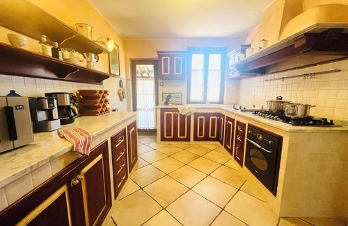 Grosseto Villa | Villa in Maremma 20 km from the sea. AC Swimming pool, jacuzzi, steam bath, gym