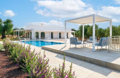 Ostuni Villa | Villa in Ostuni with 3 bedrooms sleeps 6