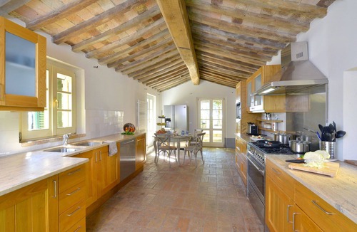 San Casciano dei Bagni Villa | Villa /Independent home in Siena with 5 bedrooms sleeps 10