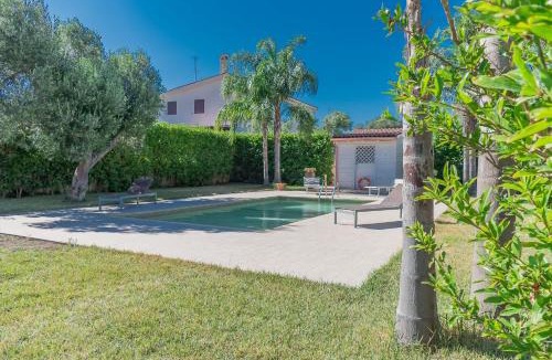 Torre Colimena Villa | Villa IslaMaris con Piscina nel Boomerang Village a Torre Colimena