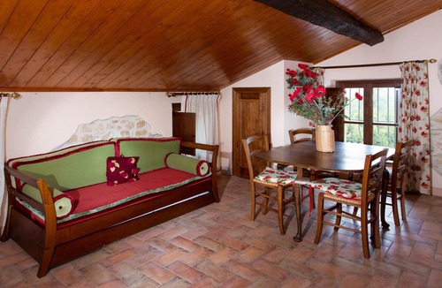 Bivio Lugnano Villa | Villa dei Musicisti, history, nature & culture