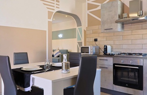 Latina Lido Villa | Villa Kikè with Jacuzzi a few steps from the sea