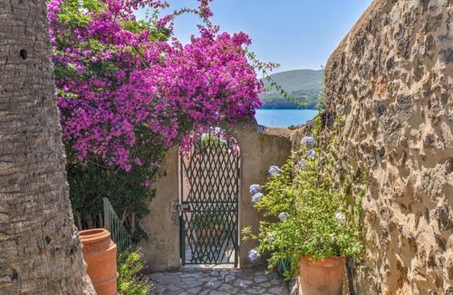 Porto Azzurro Villa | Villa Le Tre Palme, Porto Azzurro, Centro