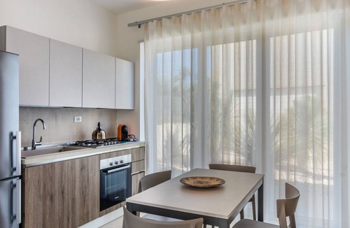 Noto Marina House | 'Villa Luisa' mit Pool by Interhome