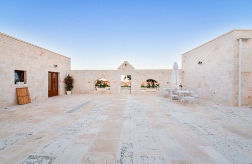 Martina Franca Villa | Villa Lumare - Five Bedroom Villa, Sleeps 9