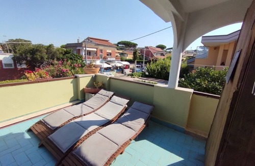 Anzio House | "VILLA MARECHIARO" - beach=100m/train>Rome 340m,n1000sqm garden, ~110sqm living