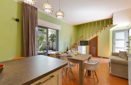 Santa Caterina House | Villa Mari & Robi by BarbarHouse