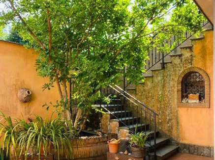 Nettuno House | VILLA MARIPOSA