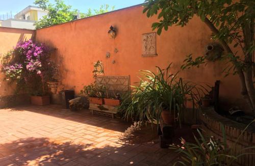 Nettuno House | VILLA MARIPOSA