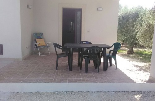 Noto Villa | VILLA MARTINA A KNOWN BY THE SEA
