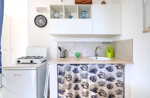 Polignano a Mare Apartment | Villa Massa Depandance Apartment with Sea View, Wi-Fi and Air Conditioning