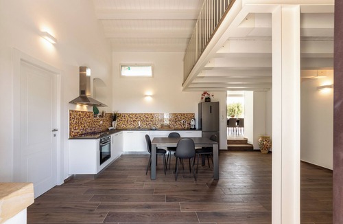 Avola Villa | Villa Meti - One Bedroom Villa, Sleeps 6
