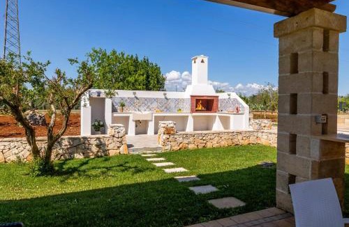 San Vito dei Normanni Villa | Villa Minna by Villa Plus