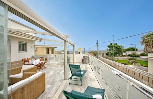 Torre Rinalda House | Villa Na' Lu' With Sea View Apartments