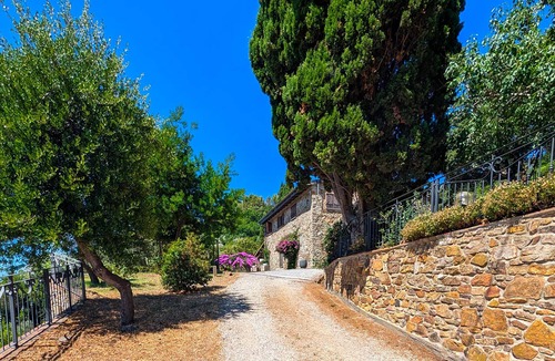 Suvereto Villa | Villa Poggio al Coniglio at Suvereto with Pool