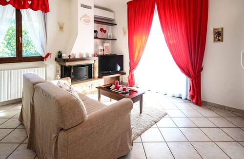 Conversano Villa | Villa San Flaviano –villa with veranda, garden and jacuzzi mini pool