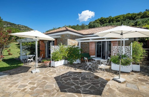 Pollica Villa | Villa Santa Venere - Five Bedroom Villa, Sleeps 15