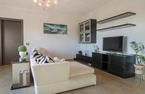 Suvereto Villa | Villa Serra by Interhome