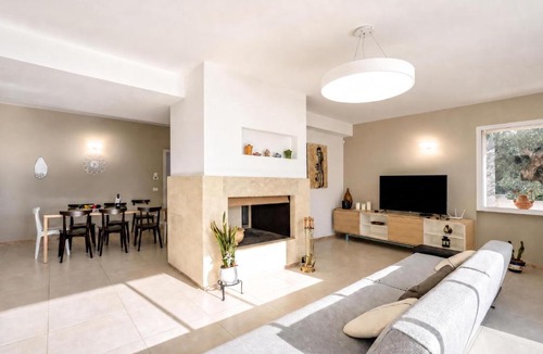 Leverano Villa | Villa Torricella Pool and Sunny Garden - Happy Rentals