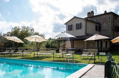 Bivio Lugnano Villa | Villa Tulipano, live in contact with nature