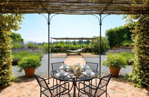 Grotte di Castro Villa | Villa Volsini - Four Bedroom Villa, Sleeps 8