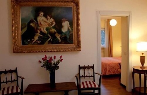 Zona LIII Tomba di Nerone House | Villa Wilson