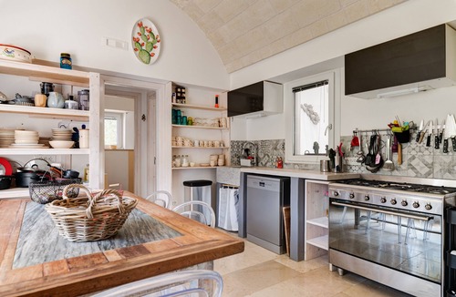 San Vito dei Normanni Villa | VILLA WITH POOL IN POUILLES