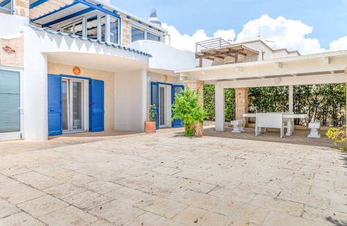 Santa Maria al Bagno Villa | Villa with pool with wonderful sea view