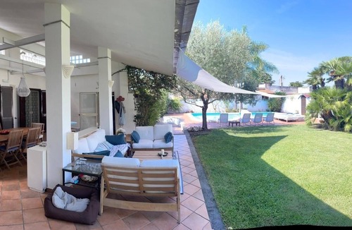 Terracina Villa | Villa with garden and pool 10 min from the sea