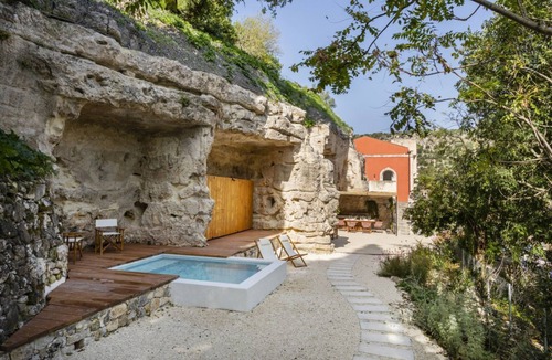 Casa Papa Villa | Villa with heated pool located in a unique position