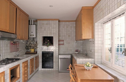 Poggio House | Villa with pine forest and lake view in Tuscia