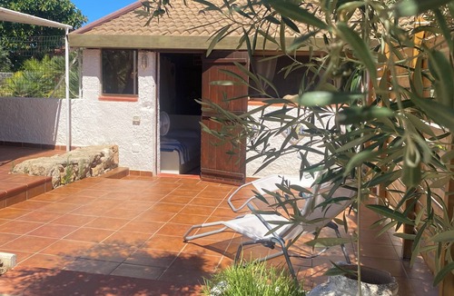 Custonaci Cottage | Villamare beachfront house with private garden for vacations between nature and sea