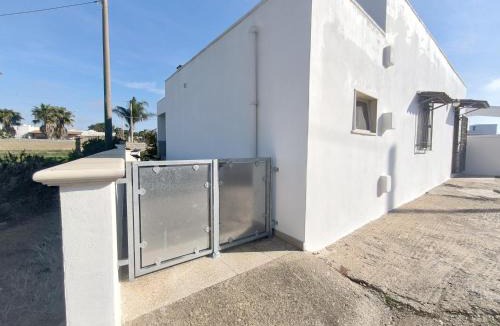 Posto Rosso House | Villetta Maria Rita Specchiulla Puglia On line