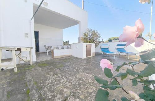 Posto Rosso House | Villetta Maria Rita Specchiulla Puglia On line