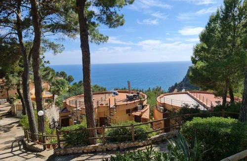 Sperlonga House | Villino Cetarola Terrazza Panoramica Vista Mare con Parcheggio