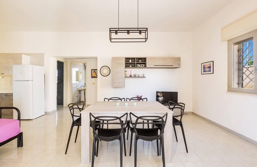 Maruggio Apartment | Villino Dalila by BarbarHouse