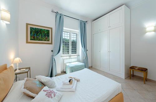 Quartiere XXXV Lido di Castel Fusano House | Villino dei Coralli