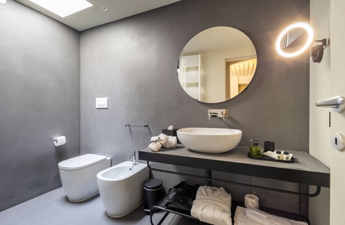 Bari City Centre Hotel | Vis Urban Suites & Spa