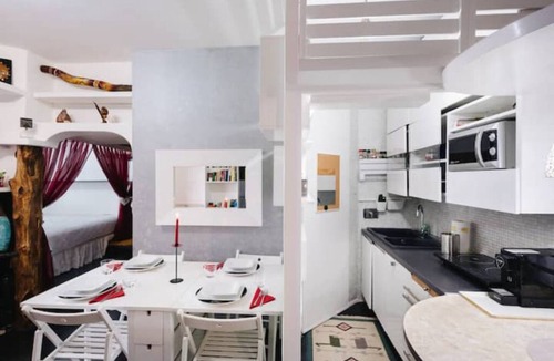 Zona XXXIII Acilia Sud Apartment | Vrbo Property