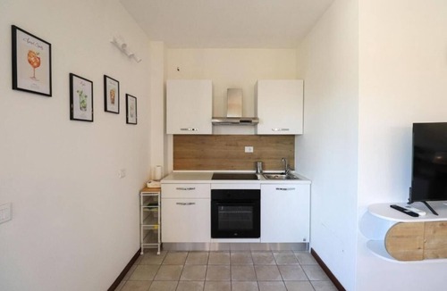 Zona XLV Castel di Guido Apartment | Well connected with city center, civitavecchia port and fiumicino airport