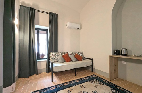 Testaccio House | Welcome to La Corte Dei Panni B&B, located in the heart of Rome.