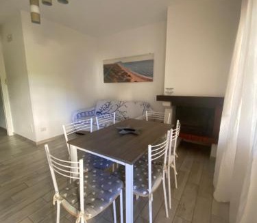 Sabaudia Apartment | White House Sabaudia