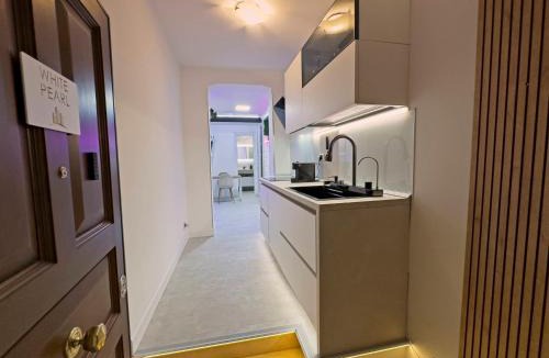 Suburbio VII Portuense Apartment | White Pearl Exclusive Apartment