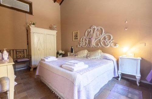 Empoli House | White Room